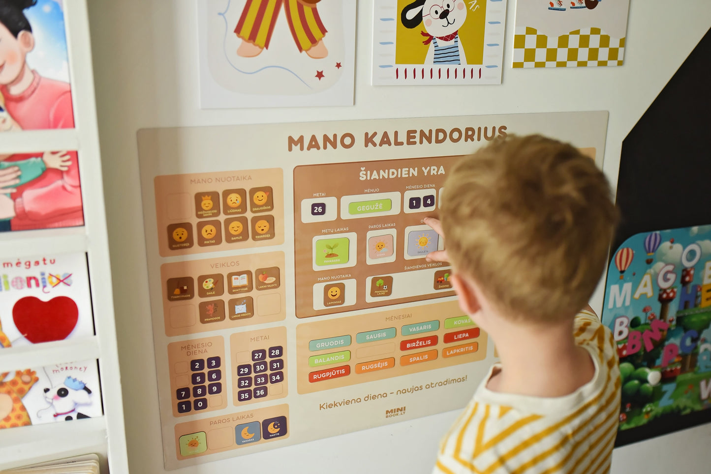Magnetinė ugdymo lenta “MANO KALENDORIUS”